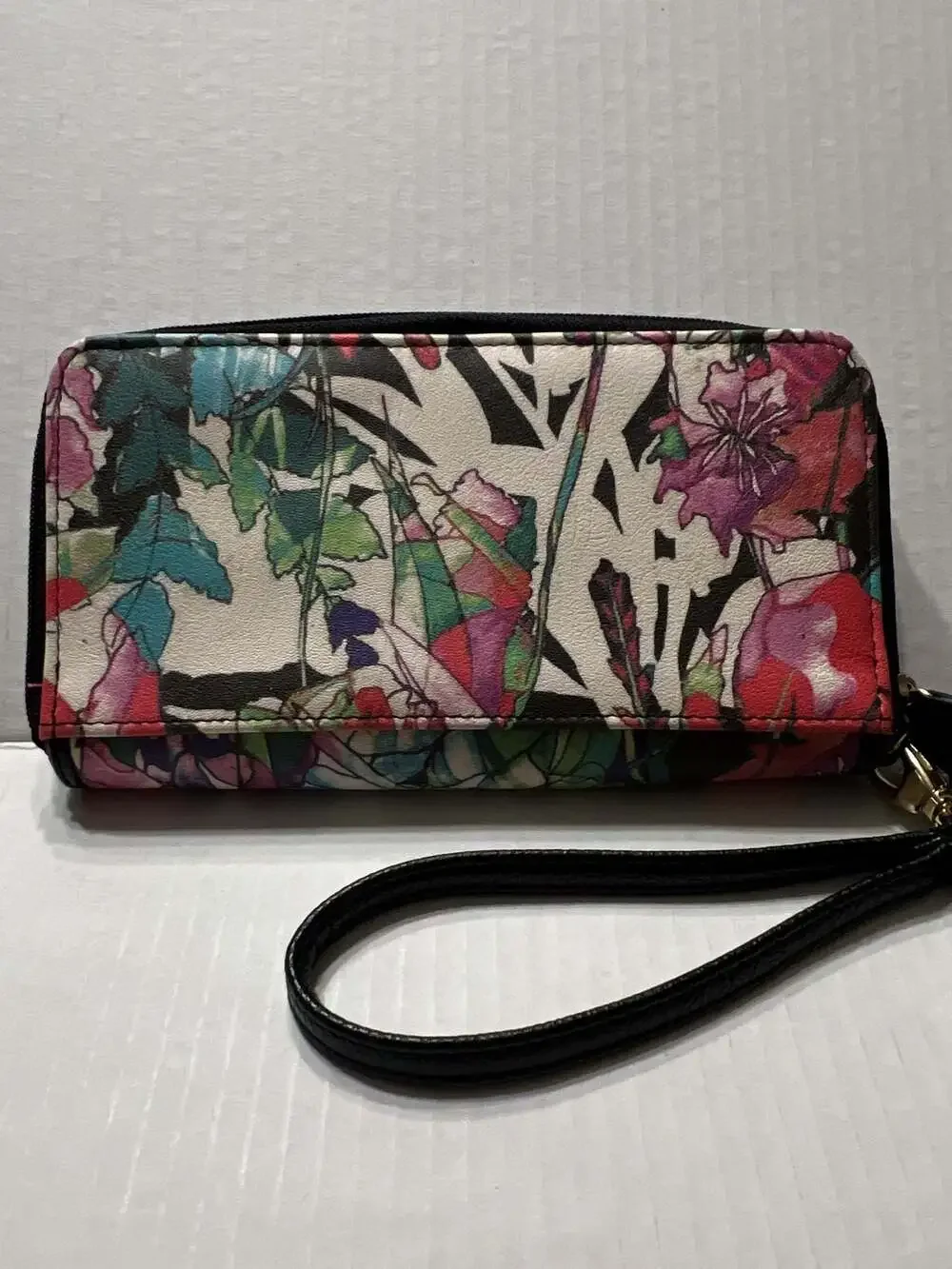 Nicole by Nicole Miller Cara Trp Zip Wallet Stn Gls Petals Floral Wristlet